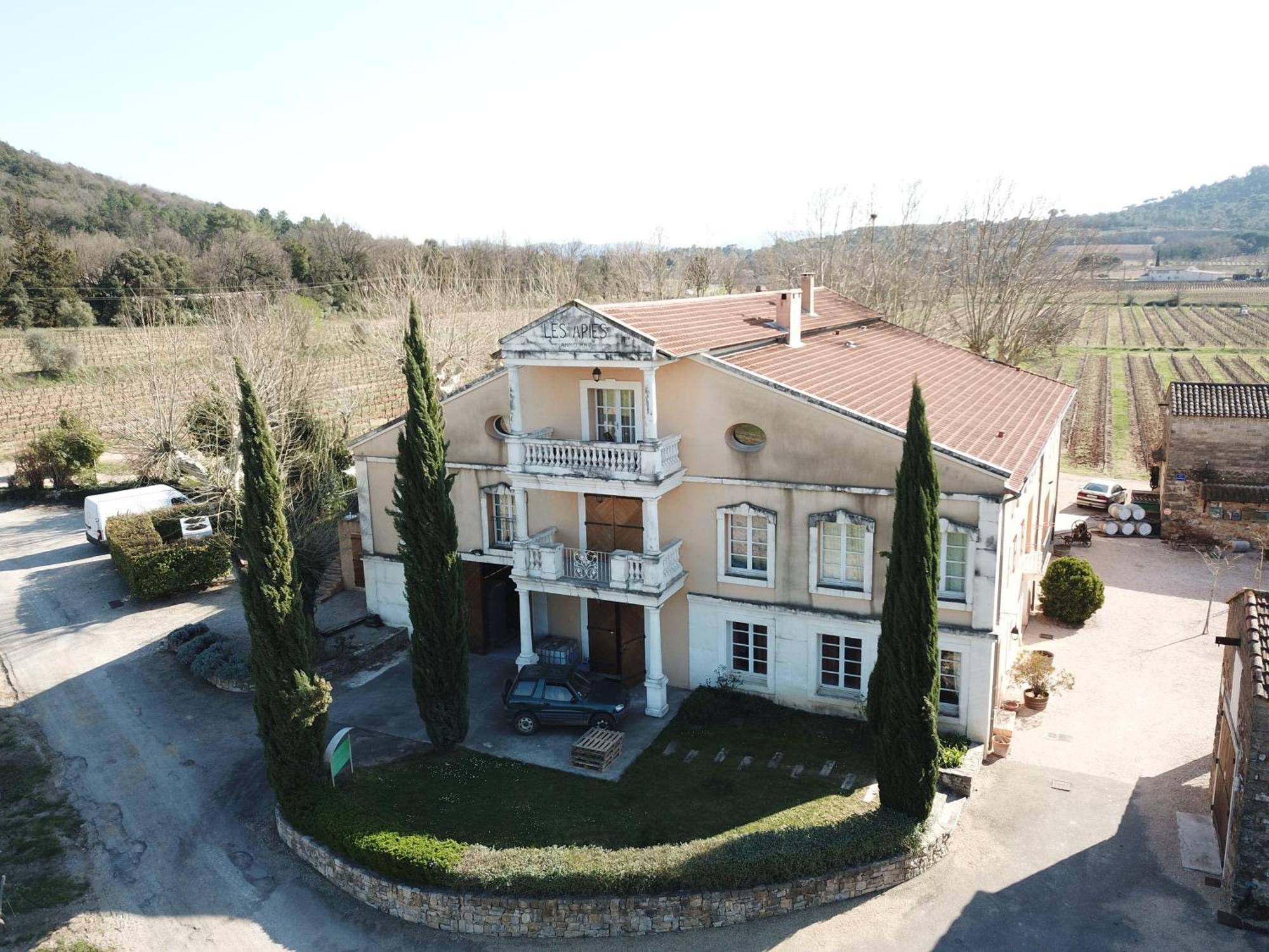 Gite Vert D'Olive Au Milieu Des Vignes - Chateau Les Apies Les Arcs-sur-Argens Exterior photo